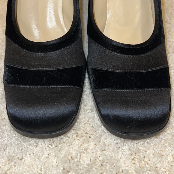 Bottega Veneta square toe satin and velvet high heel shoes. 91/2 made in Italy - Picture 10 of 14